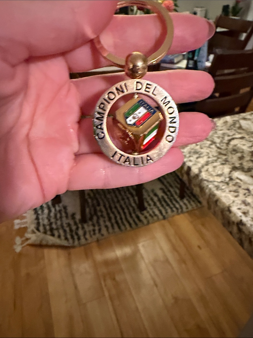 Italia 'Campioni del Mondo' Gold Tone Keychain with Italian Flag Accent